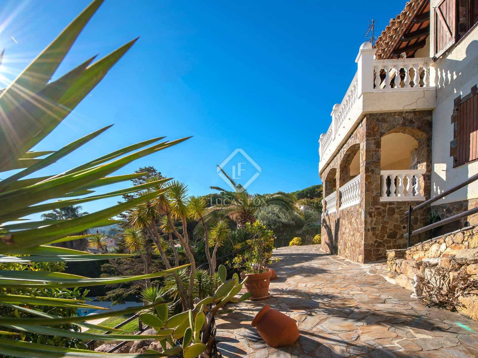 5 slaapkamer Villa te koop in Sant Antoni de Calonge met zwembad garage - € 950.000 (Ref: 8061944)