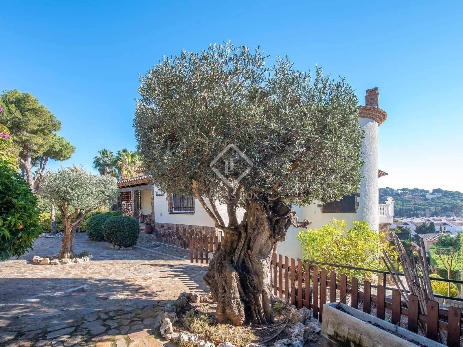 5 slaapkamer Villa te koop in Sant Antoni de Calonge met zwembad garage - € 950.000 (Ref: 8061944)