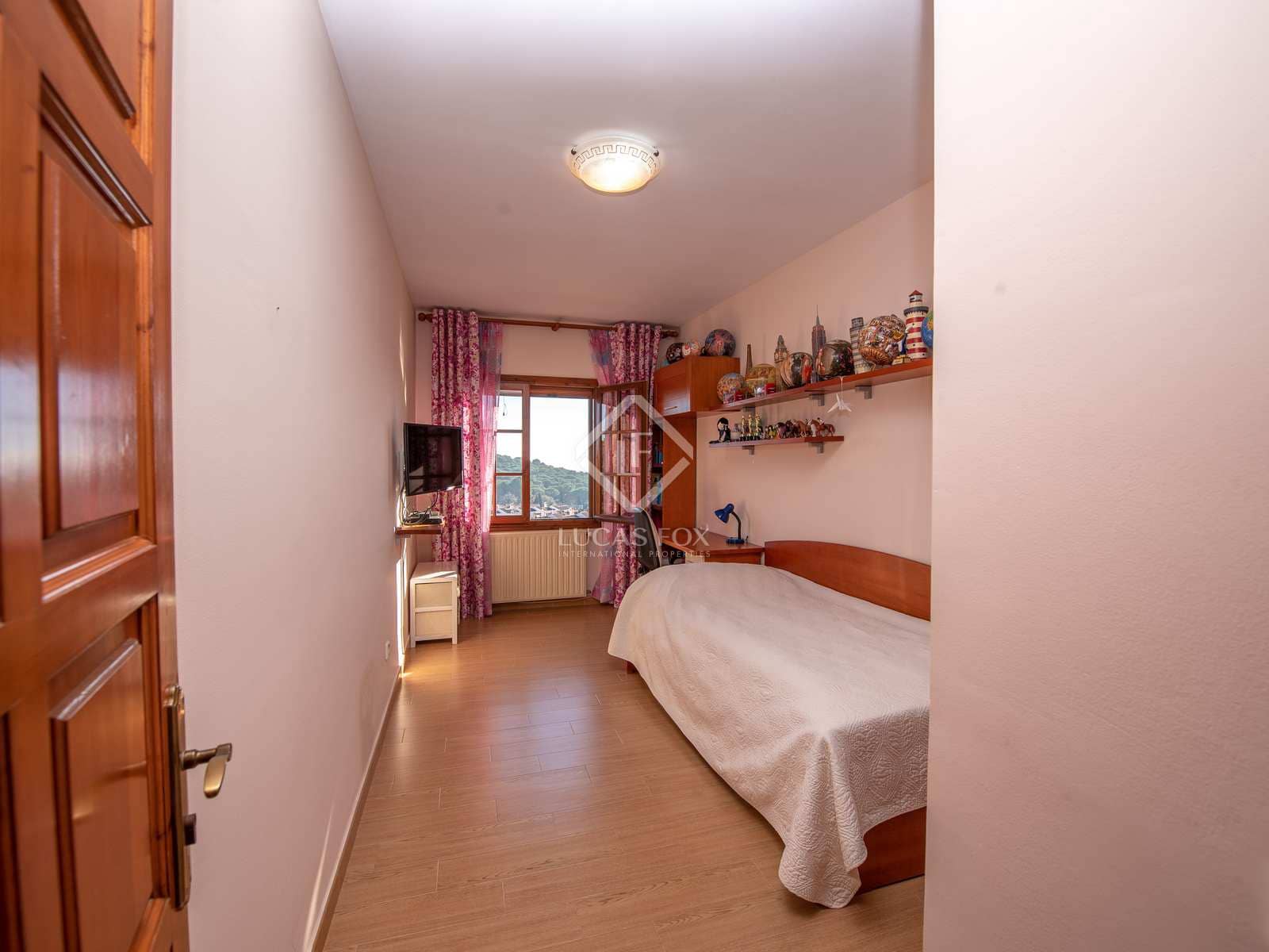 5 slaapkamer Villa te koop in Sant Antoni de Calonge met zwembad garage - € 950.000 (Ref: 8061944)