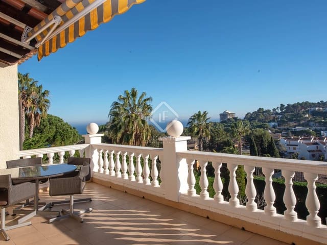 5 Zimmer Villa zu verkaufen in Sant Antoni de Calonge, Calonge i Sant Antoni mit Pool Garage - 950.000 € (Ref: 8061944)