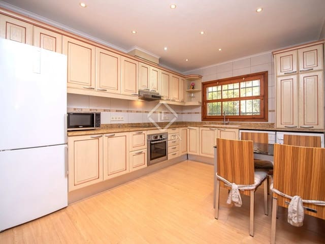 5 chambre Villa/Maison à vendre à Sant Antoni de Calonge, Calonge i Sant Antoni avec piscine garage - 950 000 € (Ref: 8061944)