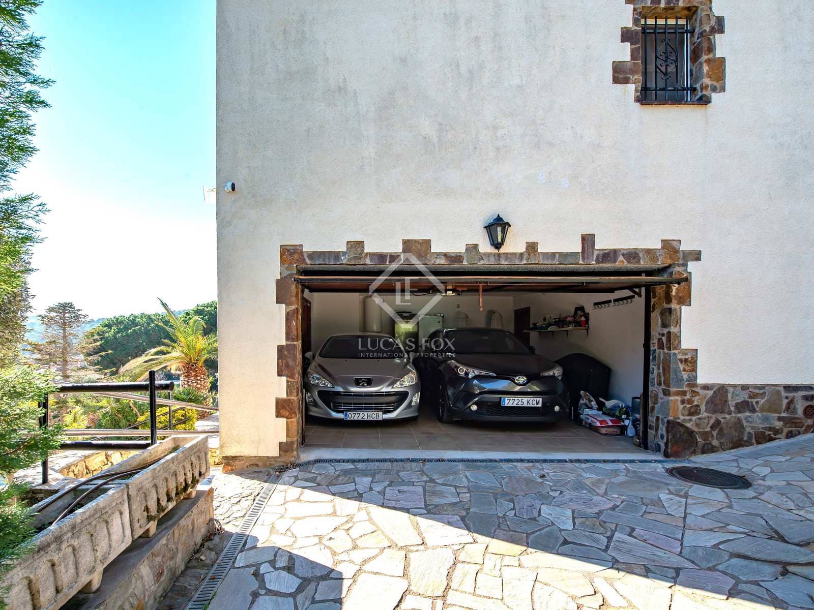 5 slaapkamer Villa te koop in Sant Antoni de Calonge met zwembad garage - € 950.000 (Ref: 8061944)