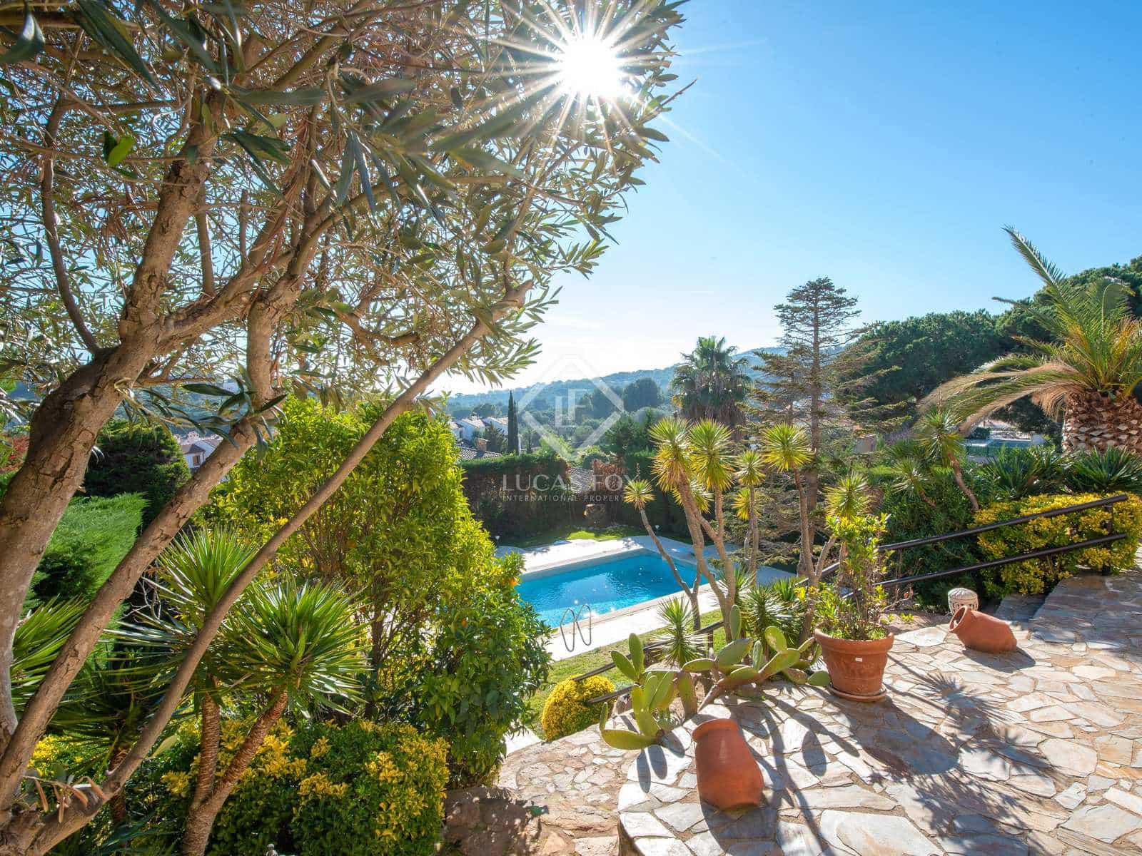 5 slaapkamer Villa te koop in Sant Antoni de Calonge met zwembad garage - € 950.000 (Ref: 8061944)