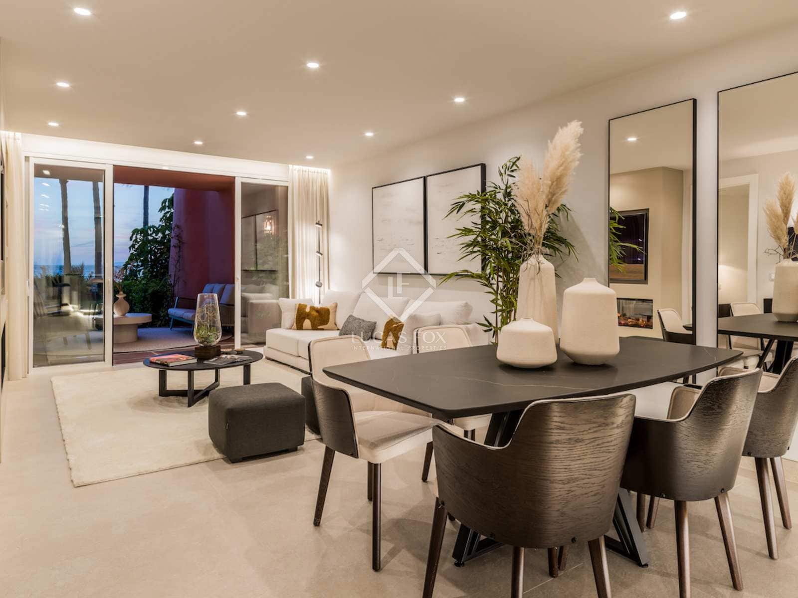 3 chambre Appartement à vendre à Estepona avec piscine garage - 1 765 000 € (Ref: 8064359)