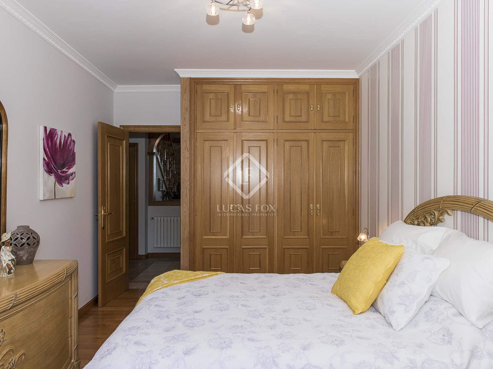 4 soveværelse Villa til salg i Meis med garage - € 675.000 (Ref: 8067012)