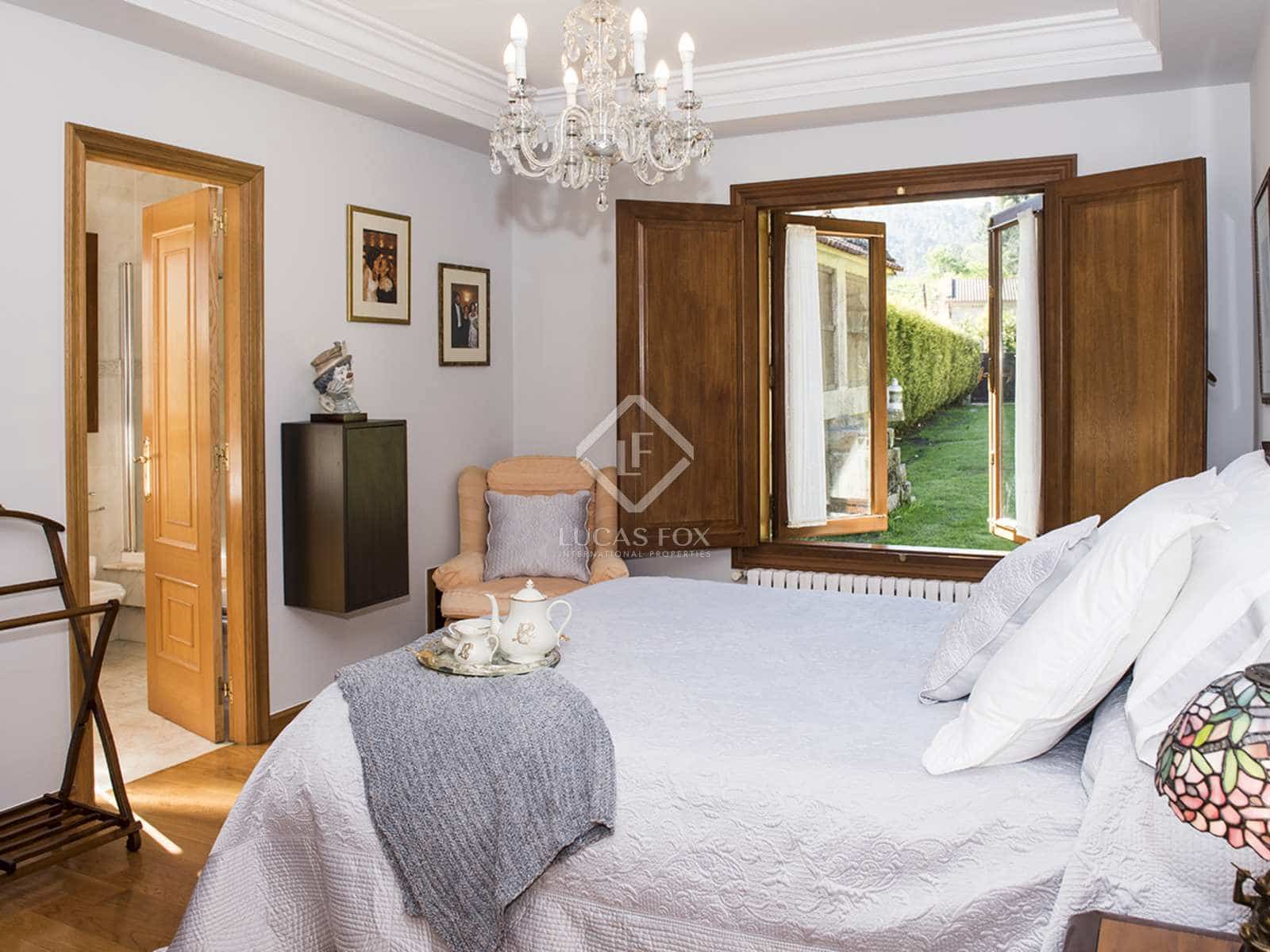 4 soveværelse Villa til salg i Meis med garage - € 675.000 (Ref: 8067012)