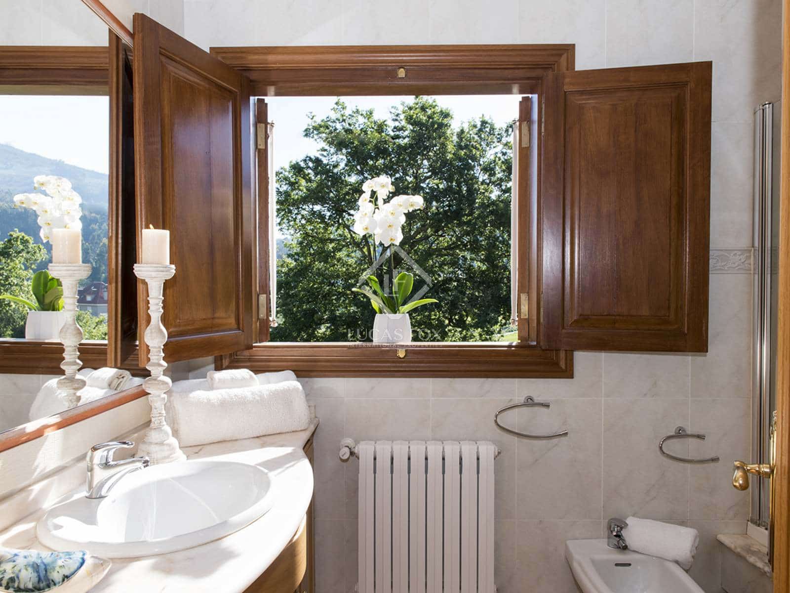 4 soveværelse Villa til salg i Meis med garage - € 675.000 (Ref: 8067012)