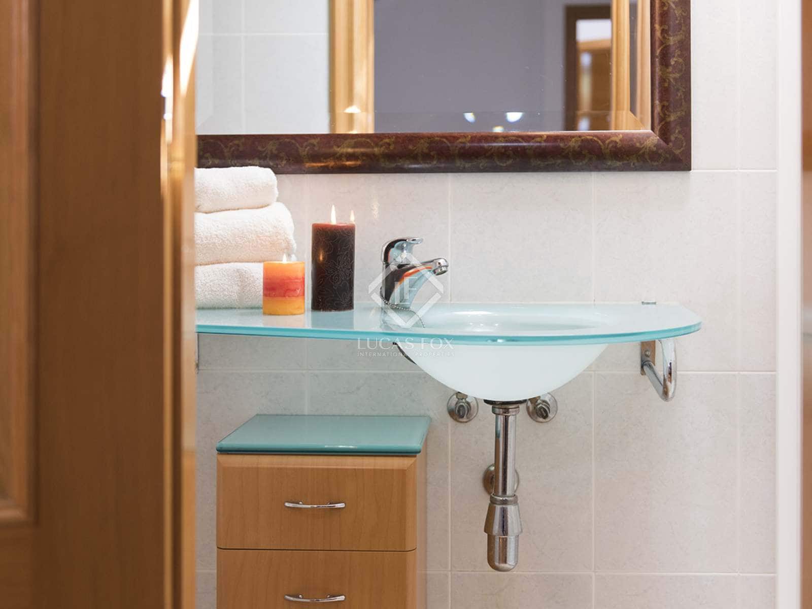 4 soveværelse Villa til salg i Meis med garage - € 675.000 (Ref: 8067012)