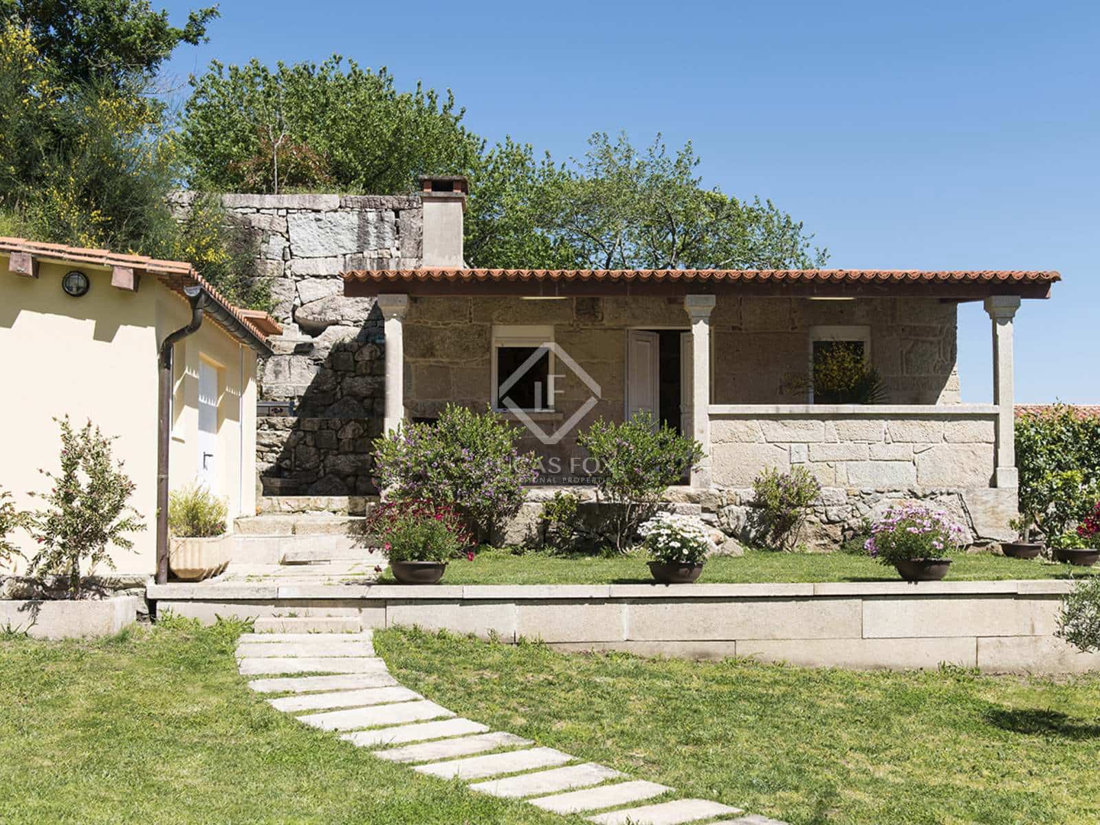 4 soveværelse Villa til salg i Meis med garage - € 675.000 (Ref: 8067012)