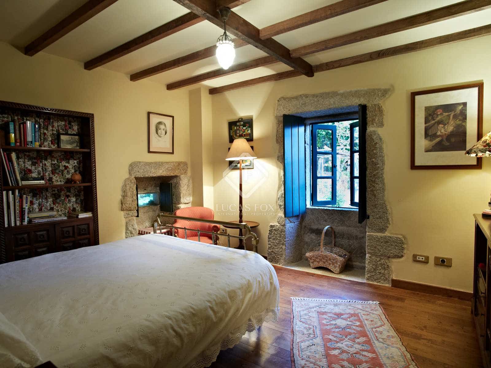 4 soveværelse Villa til salg i Gondomar med swimmingpool garage - € 1.245.000 (Ref: 8067015)