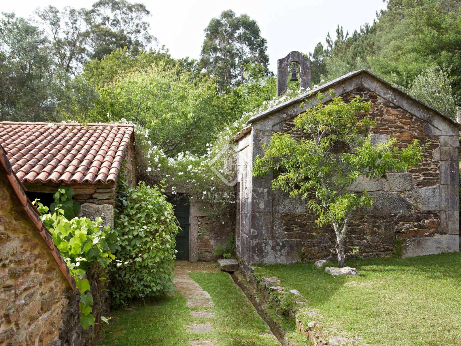 4 soveværelse Villa til salg i Gondomar med swimmingpool garage - € 1.245.000 (Ref: 8067015)