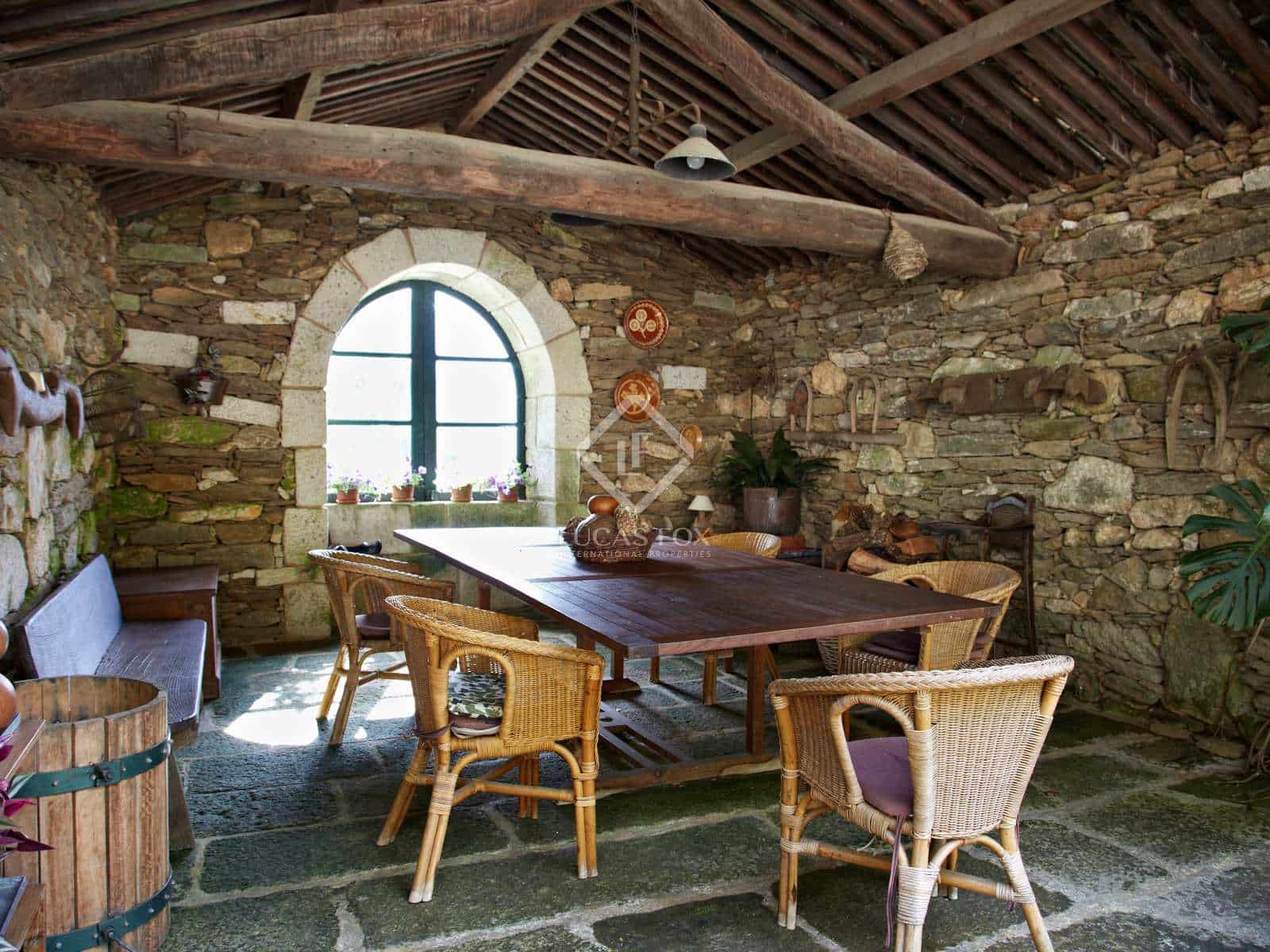 4 soveværelse Villa til salg i Gondomar med swimmingpool garage - € 1.245.000 (Ref: 8067015)