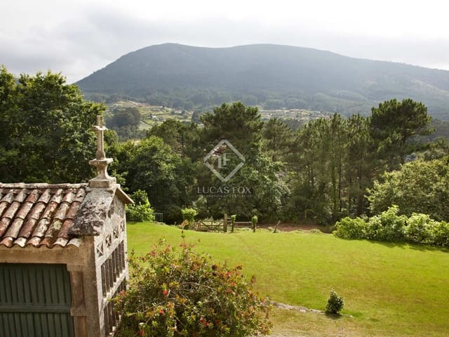 4 Zimmer Villa zu verkaufen in Gondomar mit Pool Garage - 1.245.000 € (Ref: 8067015)