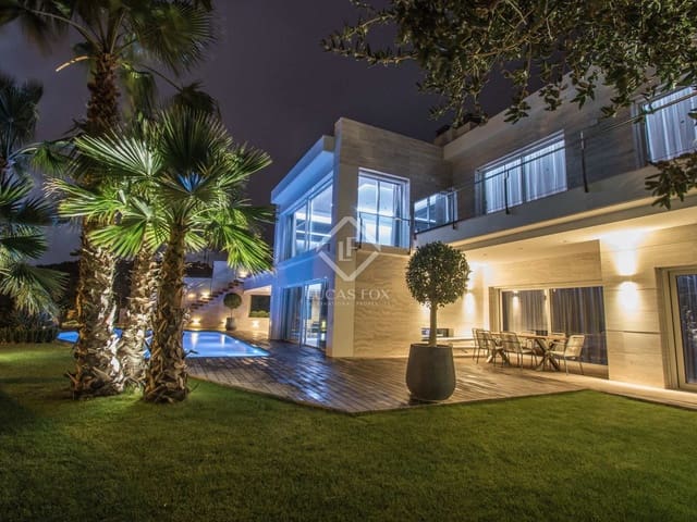 6 sypialnia Willa na sprzedaż w Platja d'Aro, Castell-Platja d'Aro z basenem garażem - 3 100 000 € (Ref: 8067030)