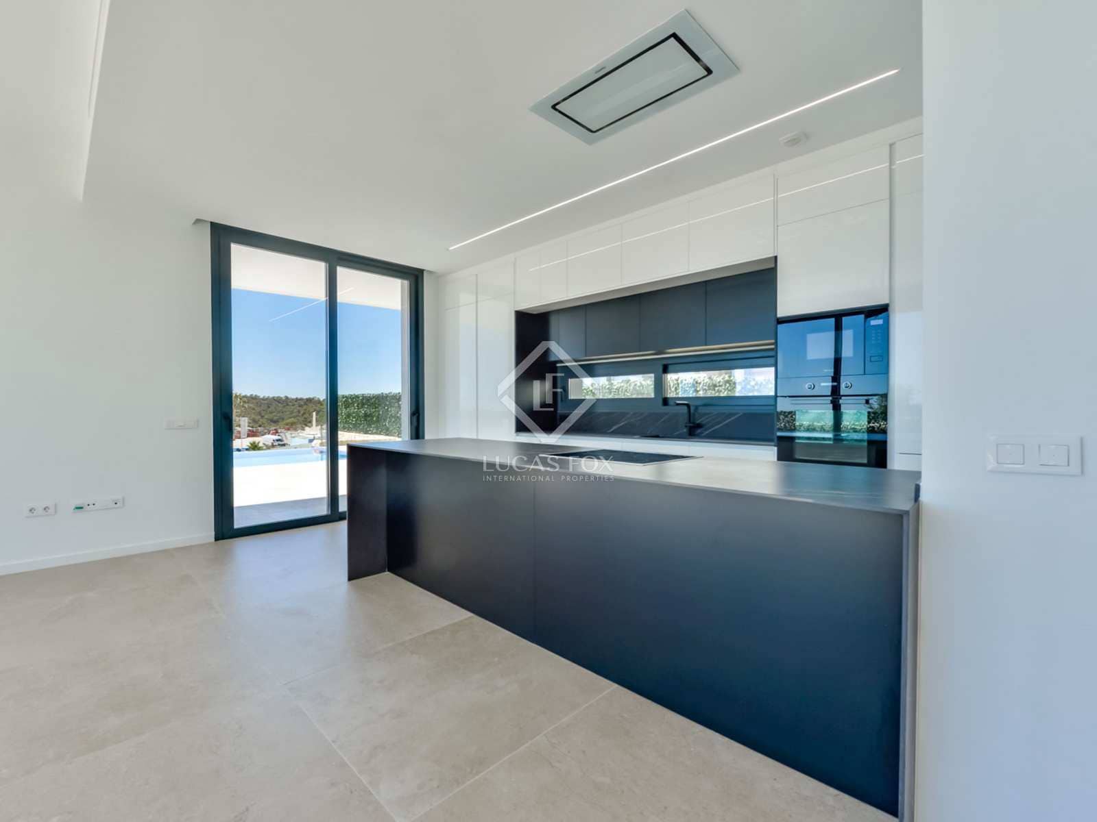 Chalet de 4 habitaciones en Finestrat en venta con piscina garaje - 1.350.000 € (Ref: 8071570)