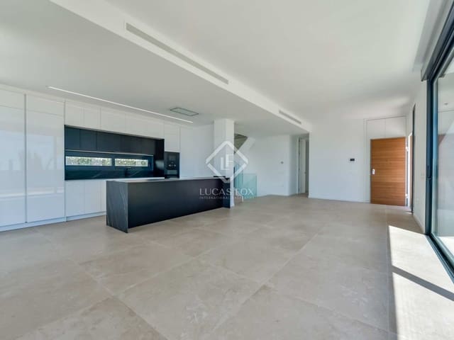 Chalet de 4 habitaciones en Finestrat en venta con piscina garaje - 1.350.000 € (Ref: 8071570)