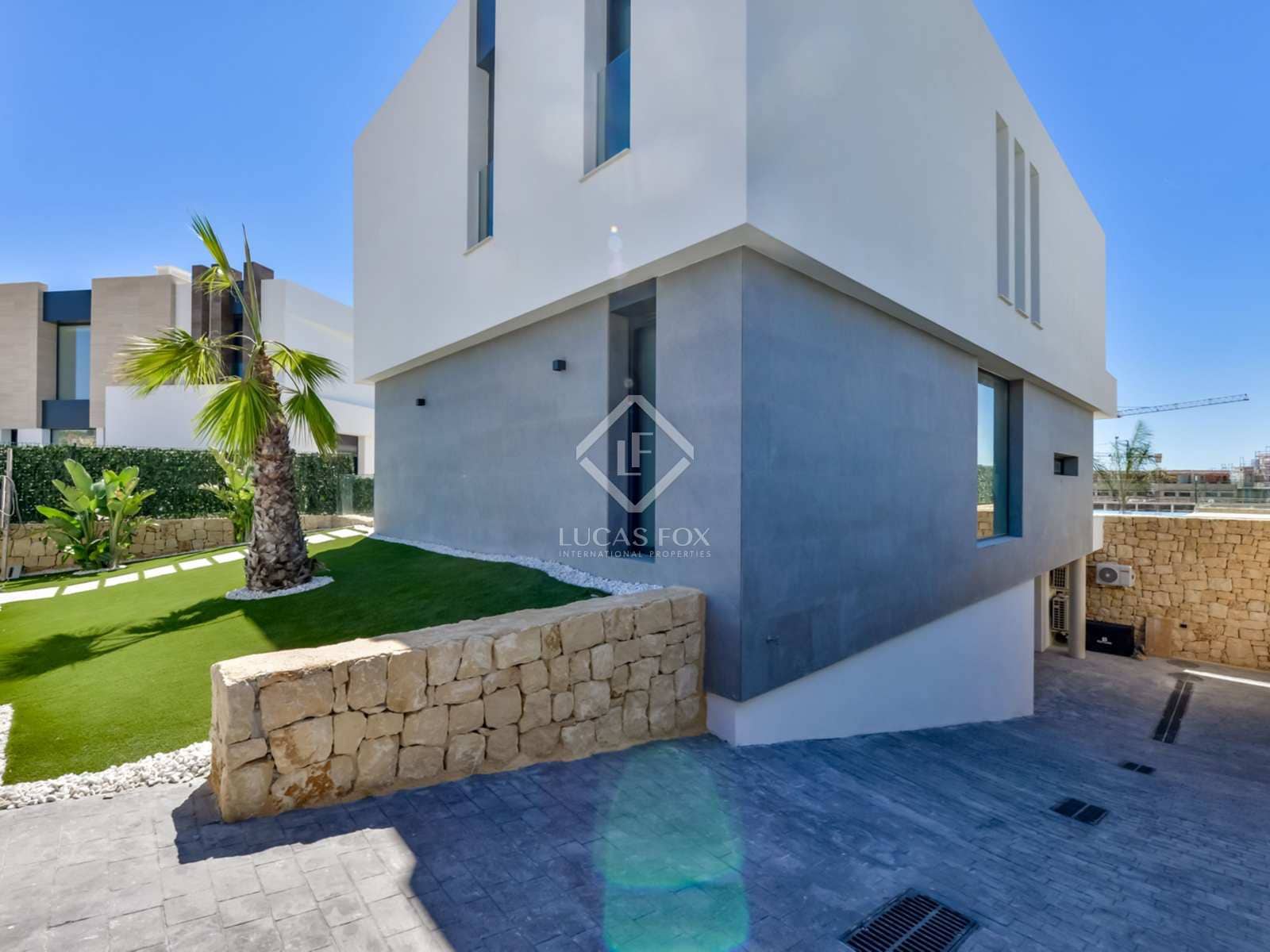 Chalet de 4 habitaciones en Finestrat en venta con piscina garaje - 1.350.000 € (Ref: 8071570)