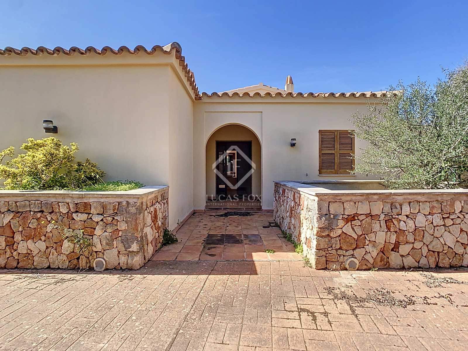 4 soveværelse Villa til salg i San Luis / Sant Lluis med swimmingpool garage - € 1.200.000 (Ref: 8074006)