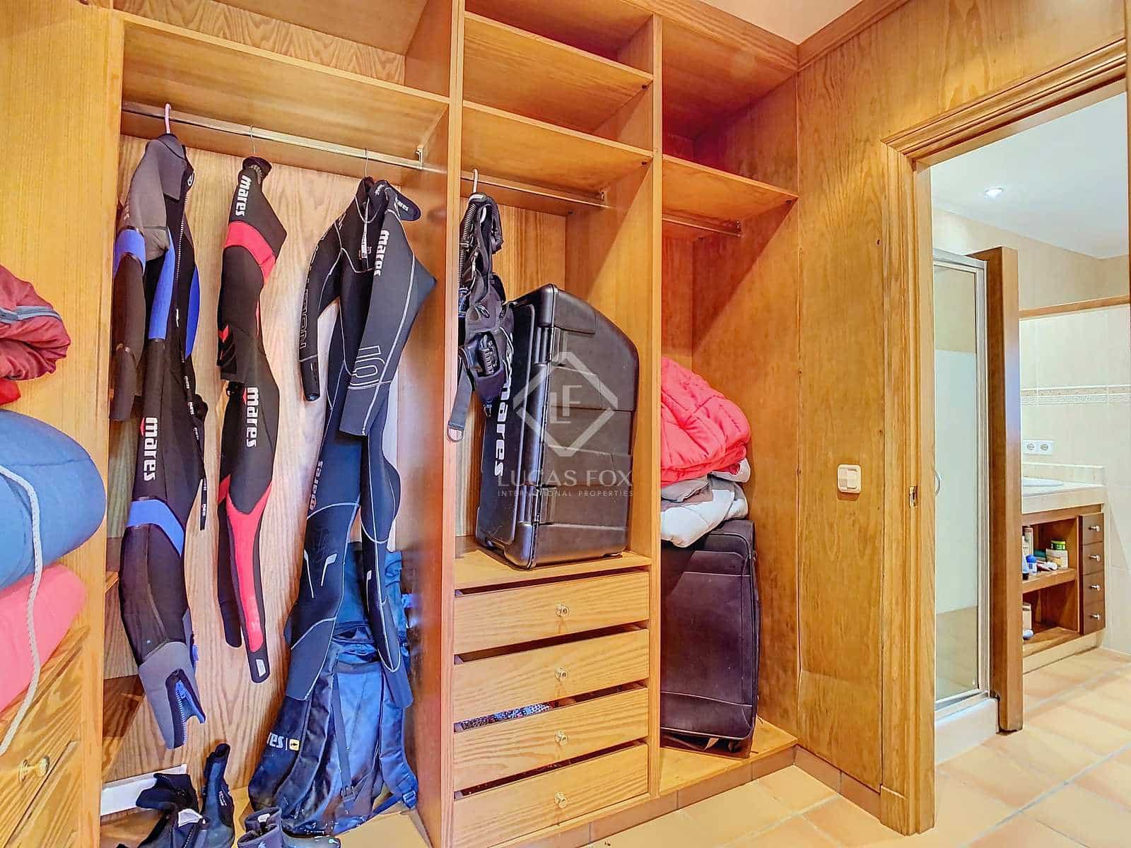 4 soveværelse Villa til salg i San Luis / Sant Lluis med swimmingpool garage - € 1.200.000 (Ref: 8074006)