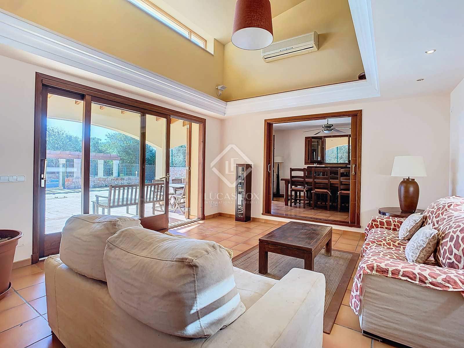 4 soveværelse Villa til salg i San Luis / Sant Lluis med swimmingpool garage - € 1.200.000 (Ref: 8074006)