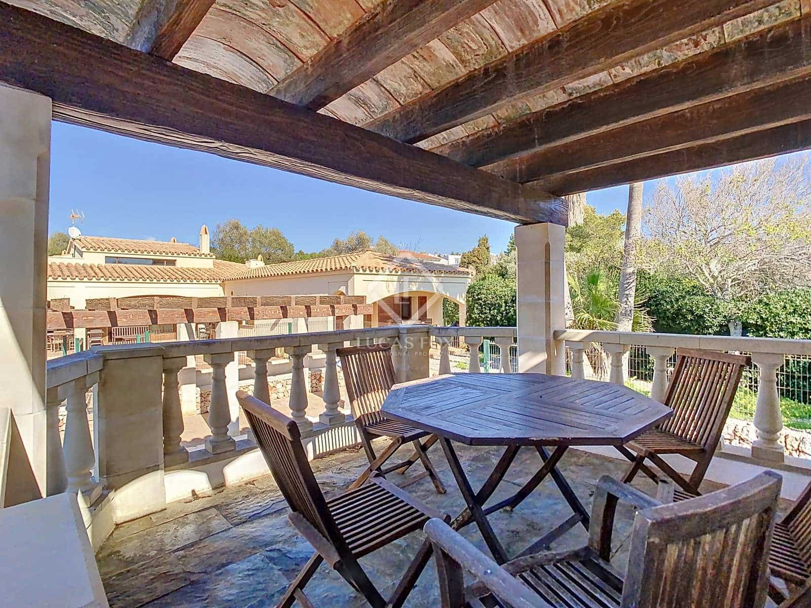 4 soveværelse Villa til salg i San Luis / Sant Lluis med swimmingpool garage - € 1.200.000 (Ref: 8074006)