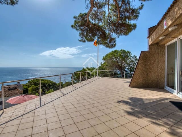 4 soverom Villa til salgs i Sant Feliu de Guíxols med svømmebasseng garasje - € 1 725 000 (Ref: 8074010)