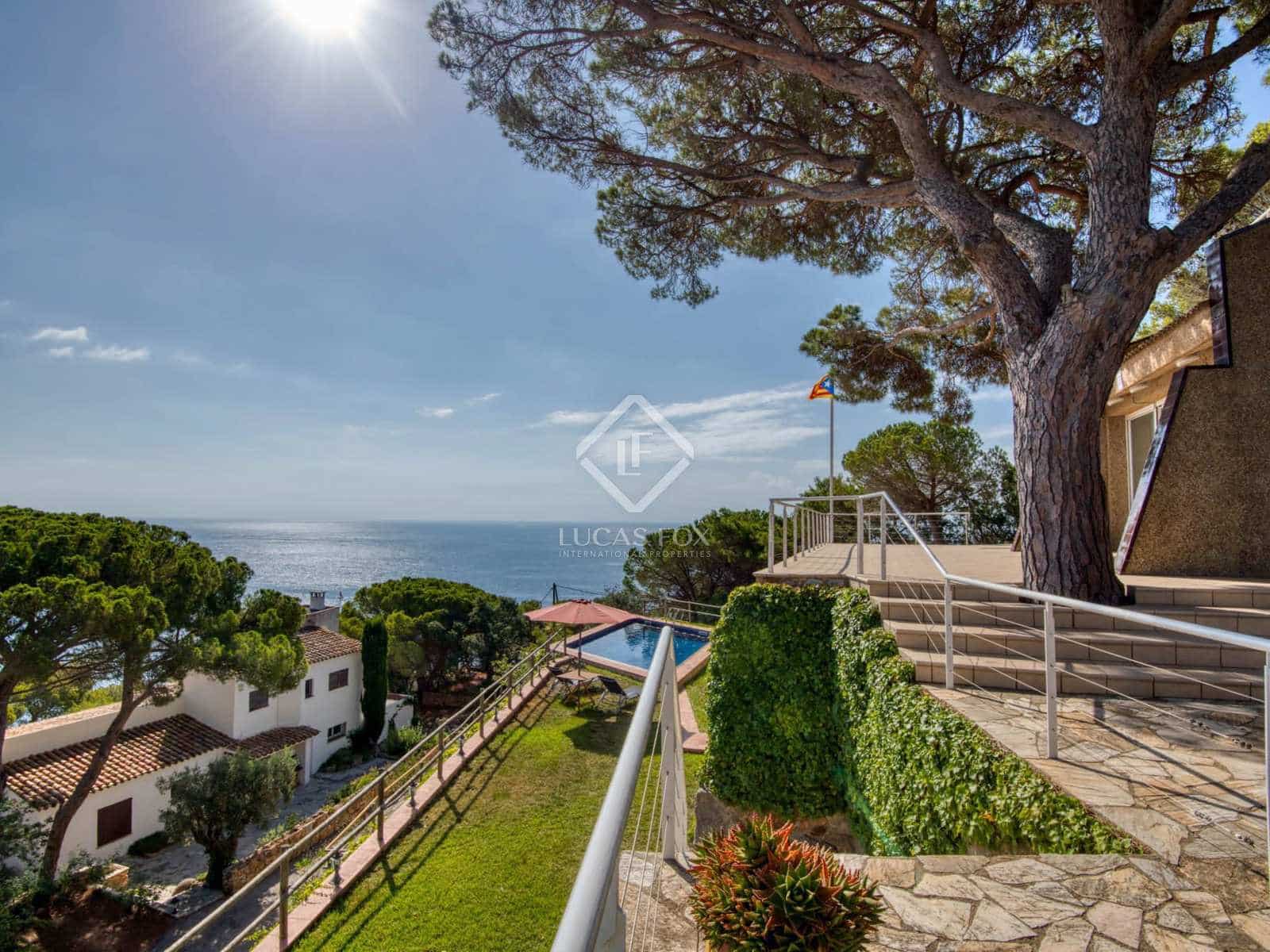 4 soverom Villa til salgs i Sant Feliu de Guixols med svømmebasseng garasje - € 1 725 000 (Ref: 8074010)