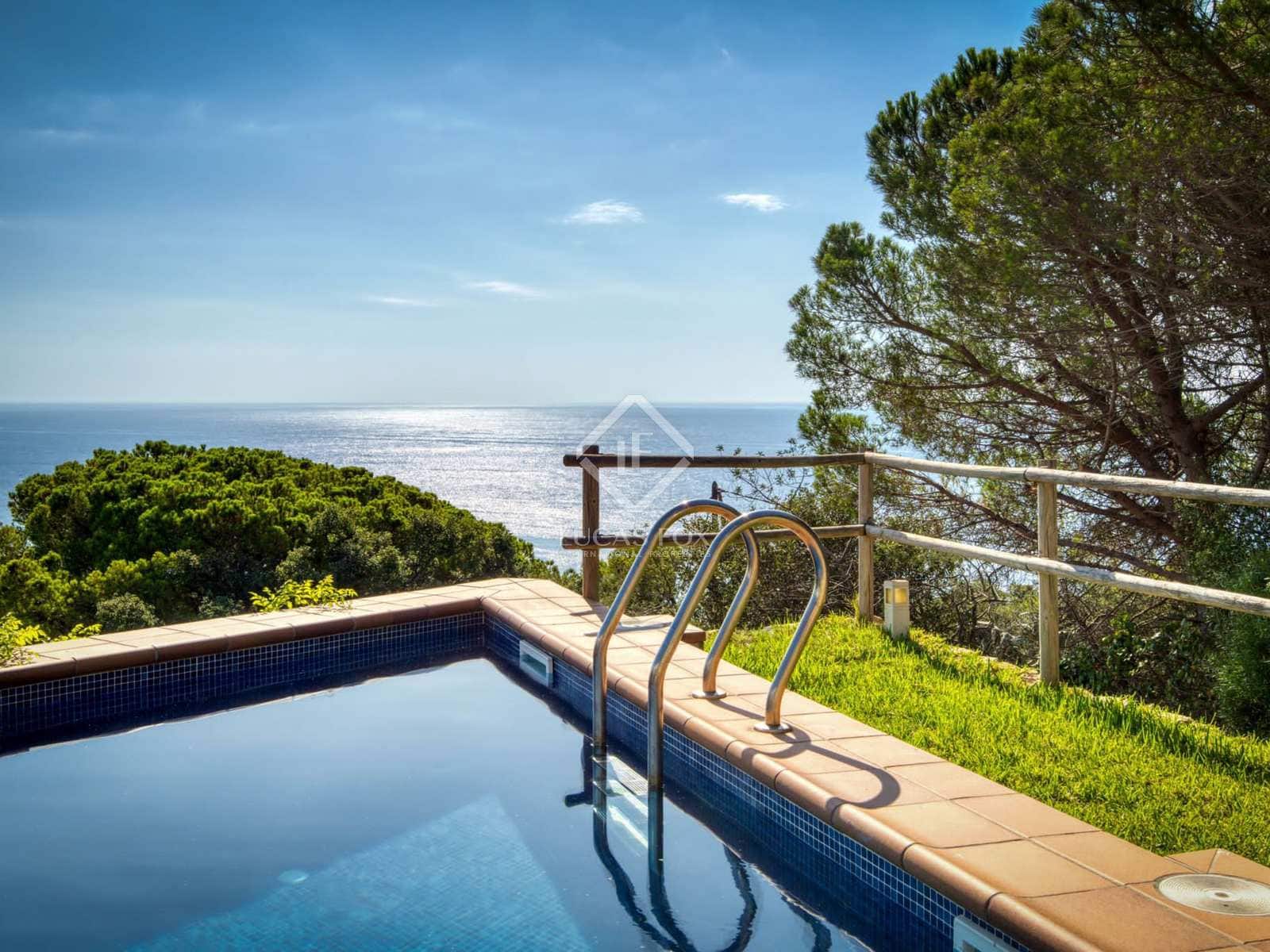 4 soveværelse Villa til salg i Sant Feliu de Guixols med swimmingpool garage - € 1.725.000 (Ref: 8074010)