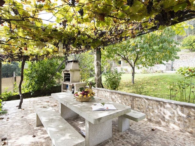 4 soveværelse Villa til salg i Brión med swimmingpool garage - € 375.000 (Ref: 8085485)