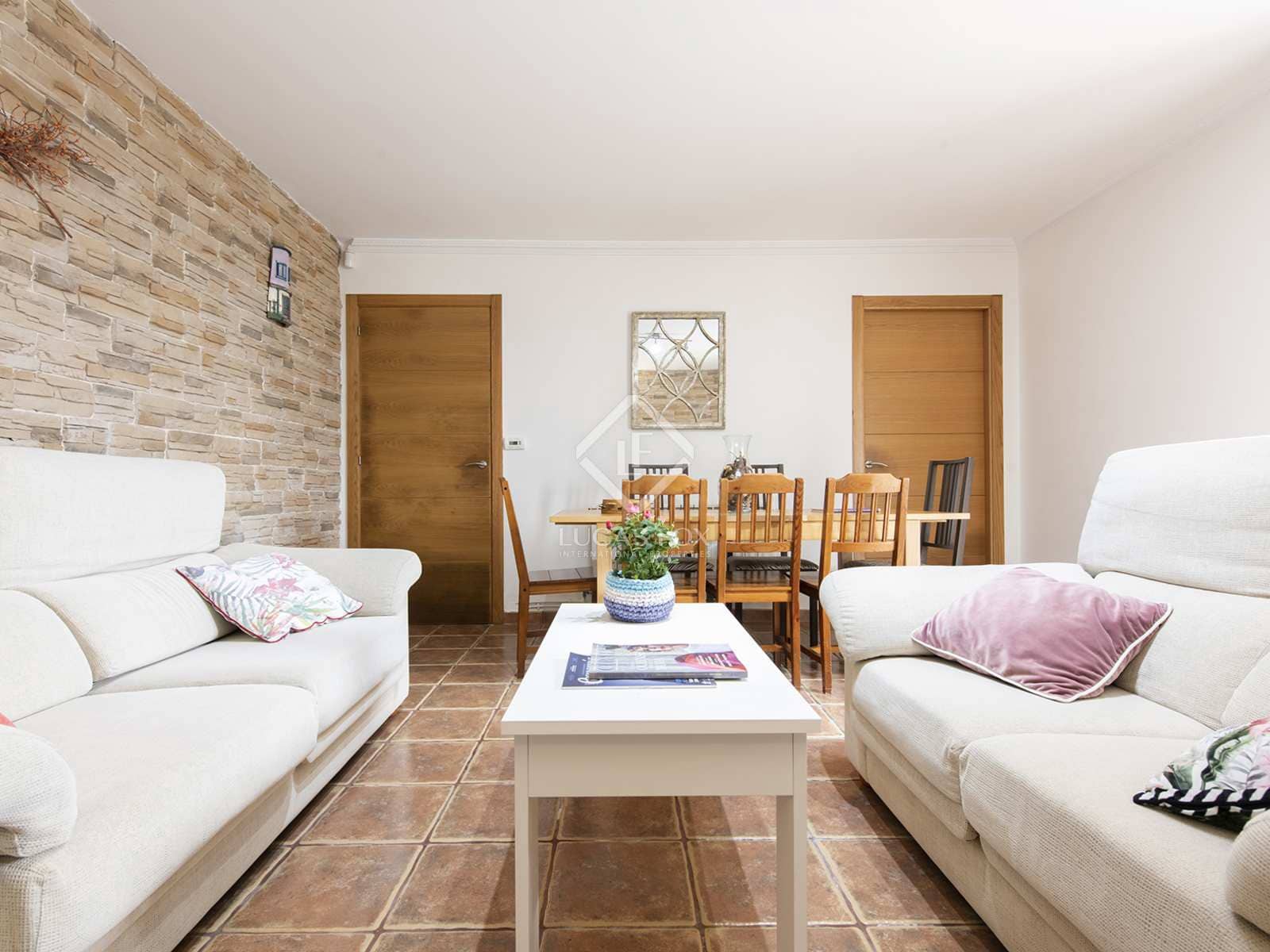 4 soveværelse Villa til salg i Brion med swimmingpool garage - € 375.000 (Ref: 8085485)