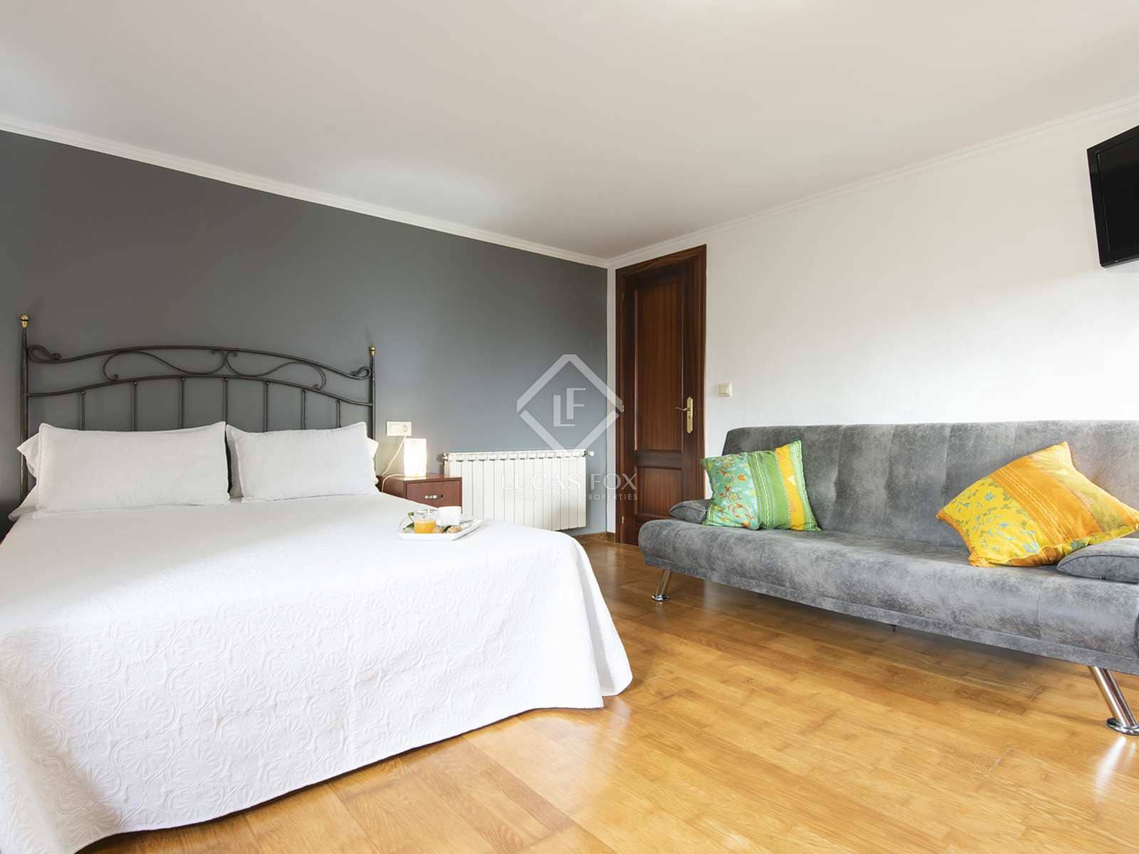 4 soveværelse Villa til salg i Brion med swimmingpool garage - € 375.000 (Ref: 8085485)