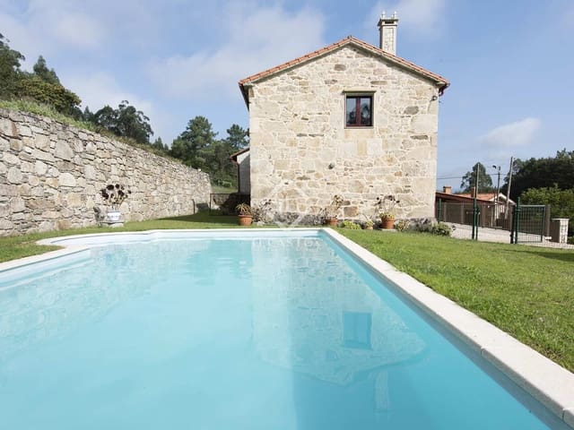 4 soveværelse Villa til salg i Brión med swimmingpool garage - € 375.000 (Ref: 8085485)