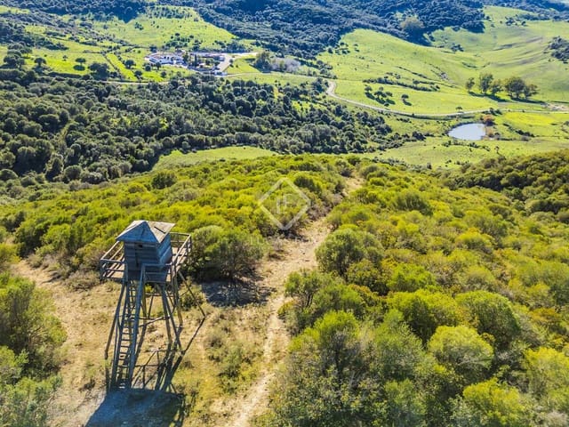 7 bedroom Finca/Country House for sale in Jimena de la Frontera with garage - € 5,500,000 (Ref: 8085493)