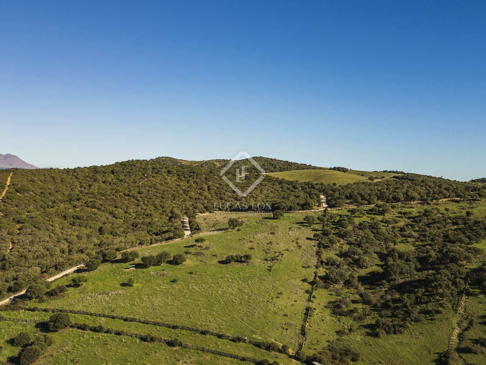 7 soveværelse Finca/Landehus til salg i Jimena de la Frontera med garage - € 5.500.000 (Ref: 8085493)