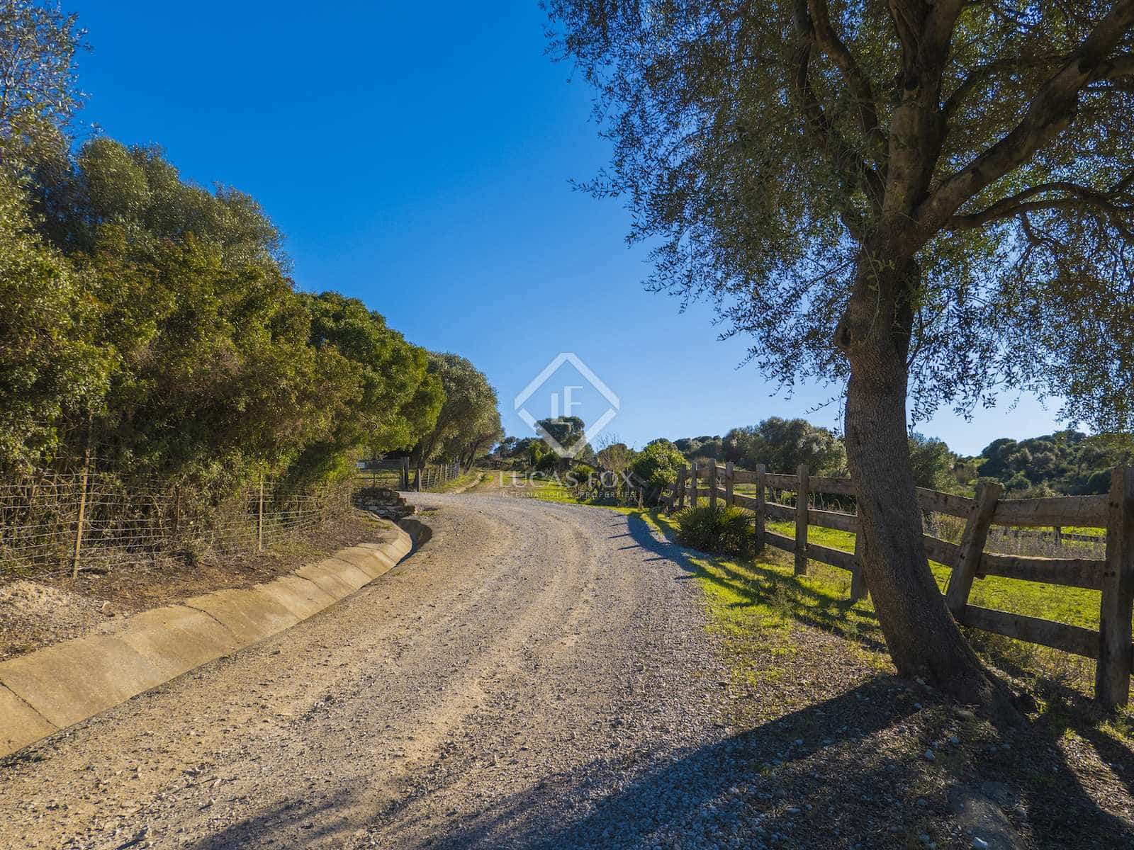 7 soveværelse Finca/Landehus til salg i Jimena de la Frontera med garage - € 5.500.000 (Ref: 8085493)