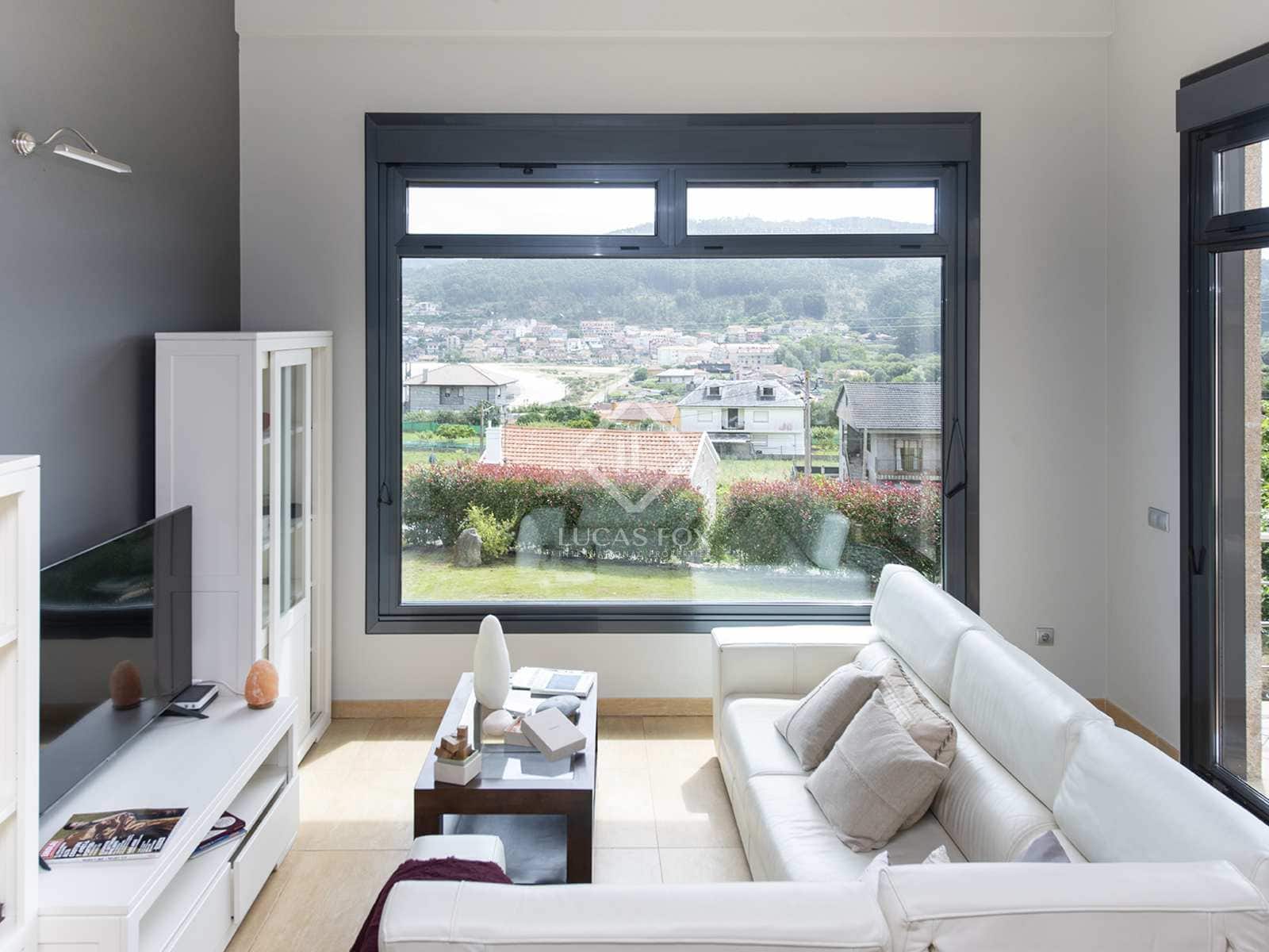 6 slaapkamer Villa te huur in Cangas met garage - € 4.000 (Ref: 8085502)