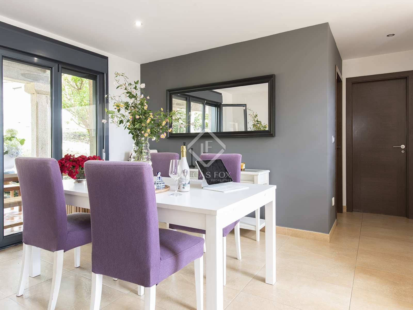 6 slaapkamer Villa te huur in Cangas met garage - € 4.000 (Ref: 8085502)