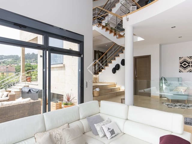 6 slaapkamer Villa te huur in Cangas met garage - € 4.000 (Ref: 8085502)