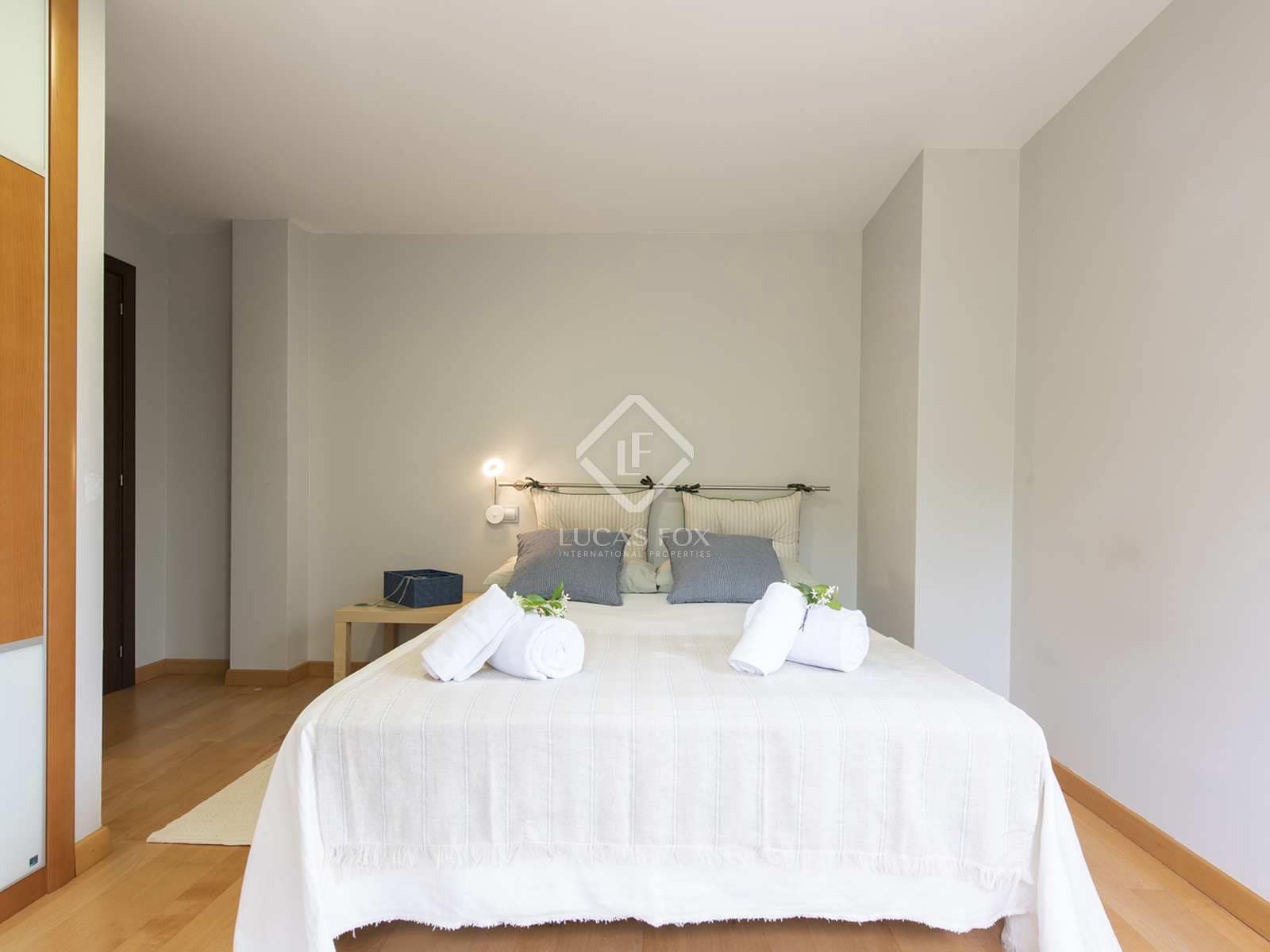 6 slaapkamer Villa te huur in Cangas met garage - € 4.000 (Ref: 8085502)