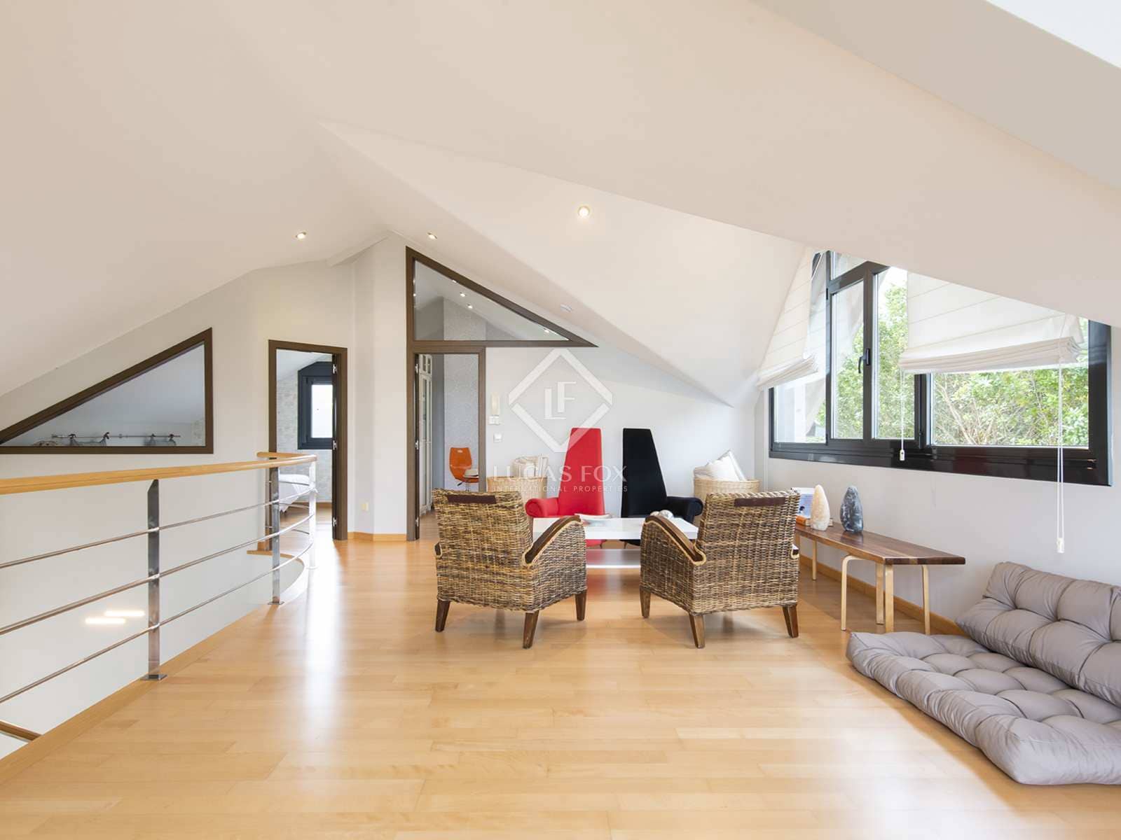 6 slaapkamer Villa te huur in Cangas met garage - € 4.000 (Ref: 8085502)