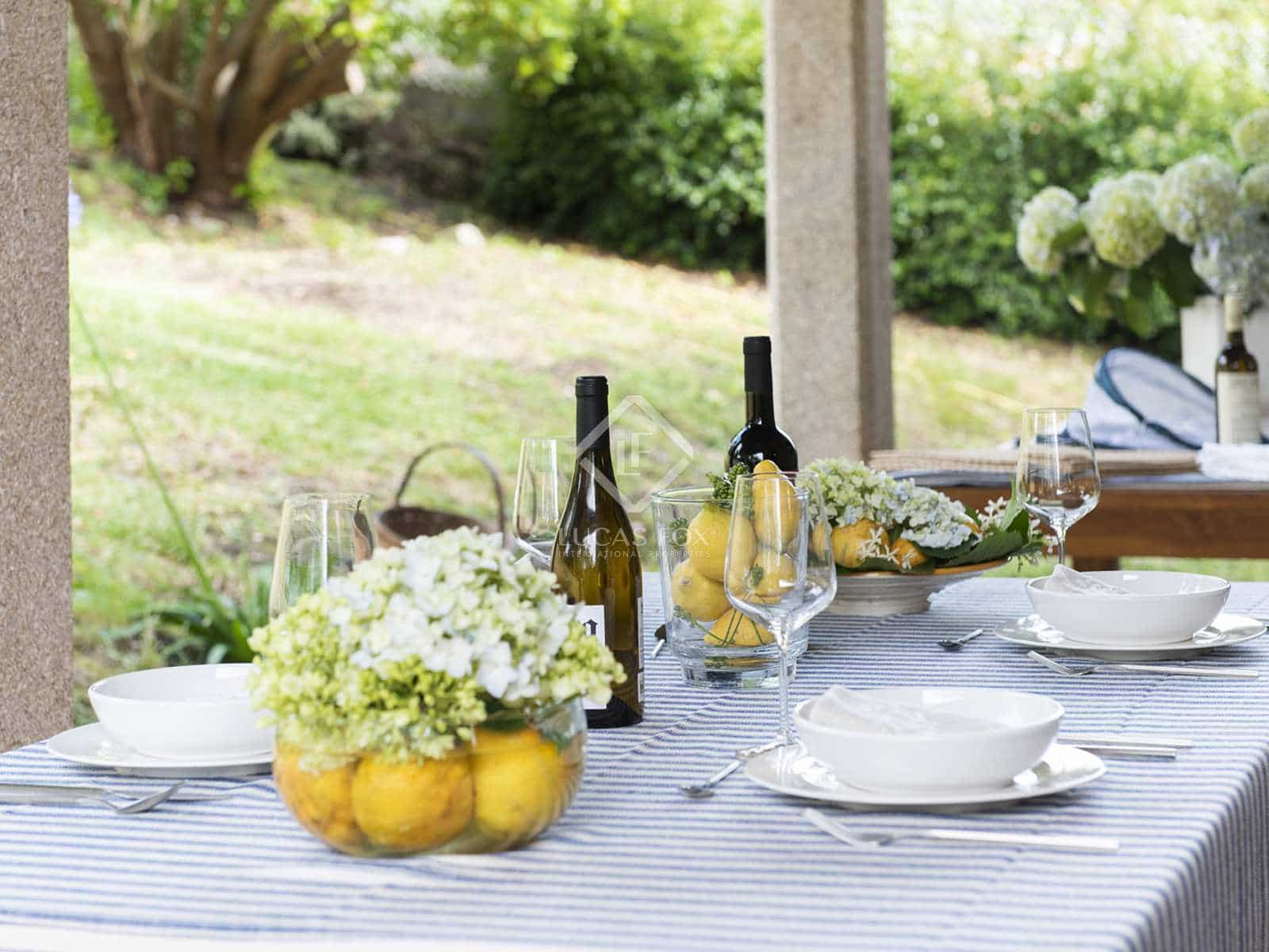 6 slaapkamer Villa te huur in Cangas met garage - € 4.000 (Ref: 8085502)