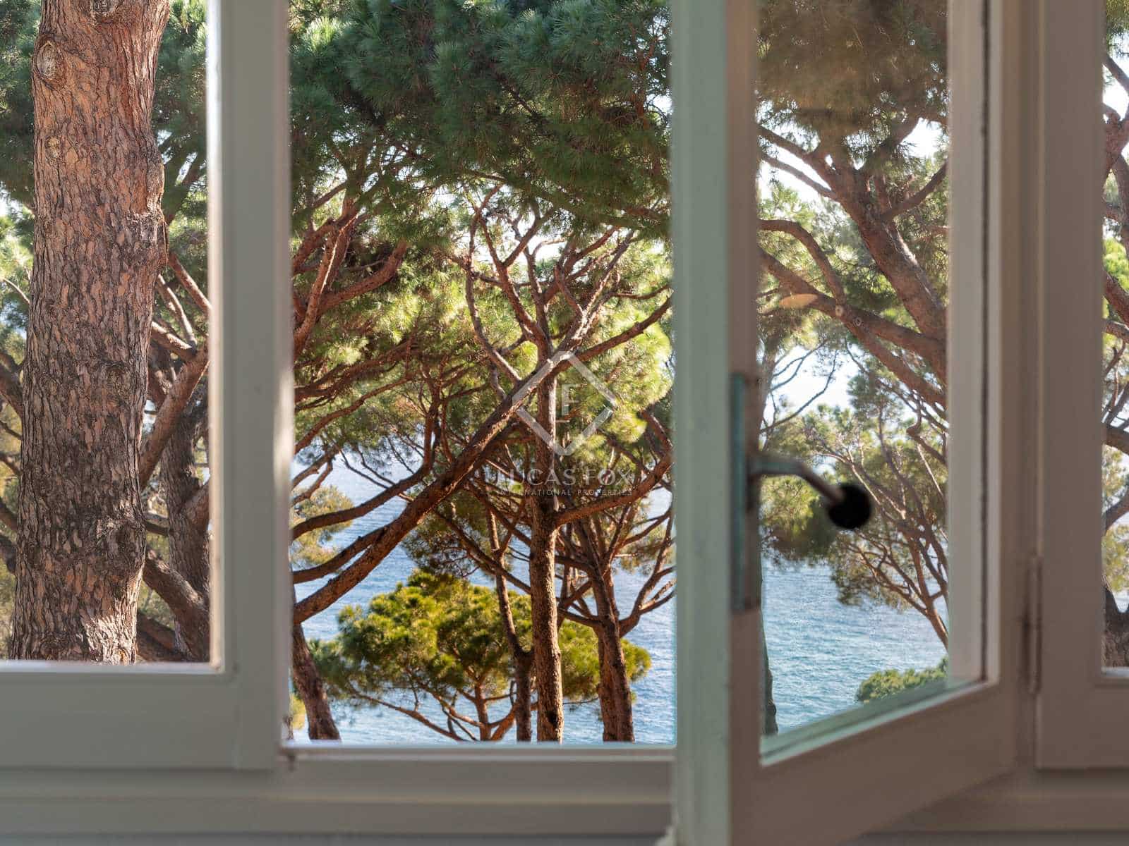 3 soveværelse Villa til salg i Sant Feliu de Guixols med swimmingpool garage - € 630.000 (Ref: 8086081)