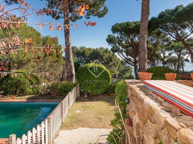 3 slaapkamer Villa te koop in Sant Feliu de Guíxols met zwembad garage - € 630.000 (Ref: 8086081)