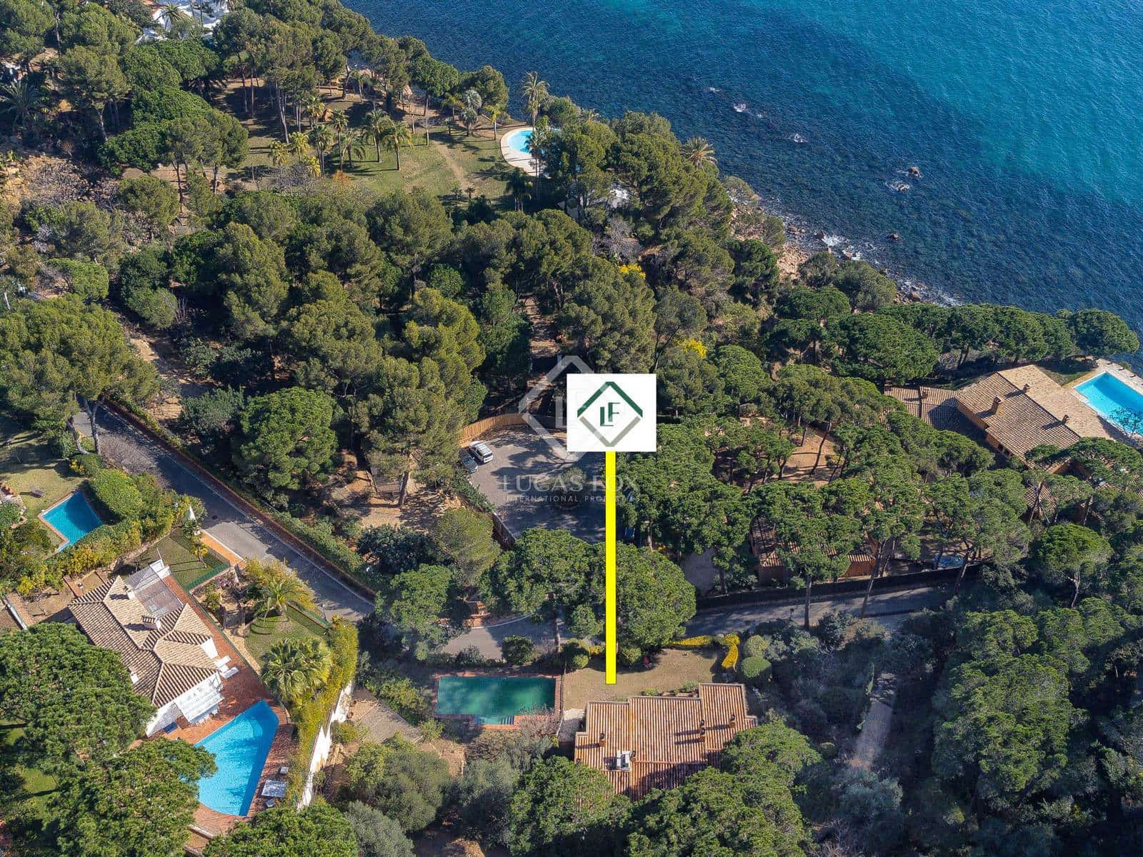 3 soveværelse Villa til salg i Sant Feliu de Guixols med swimmingpool garage - € 630.000 (Ref: 8086081)