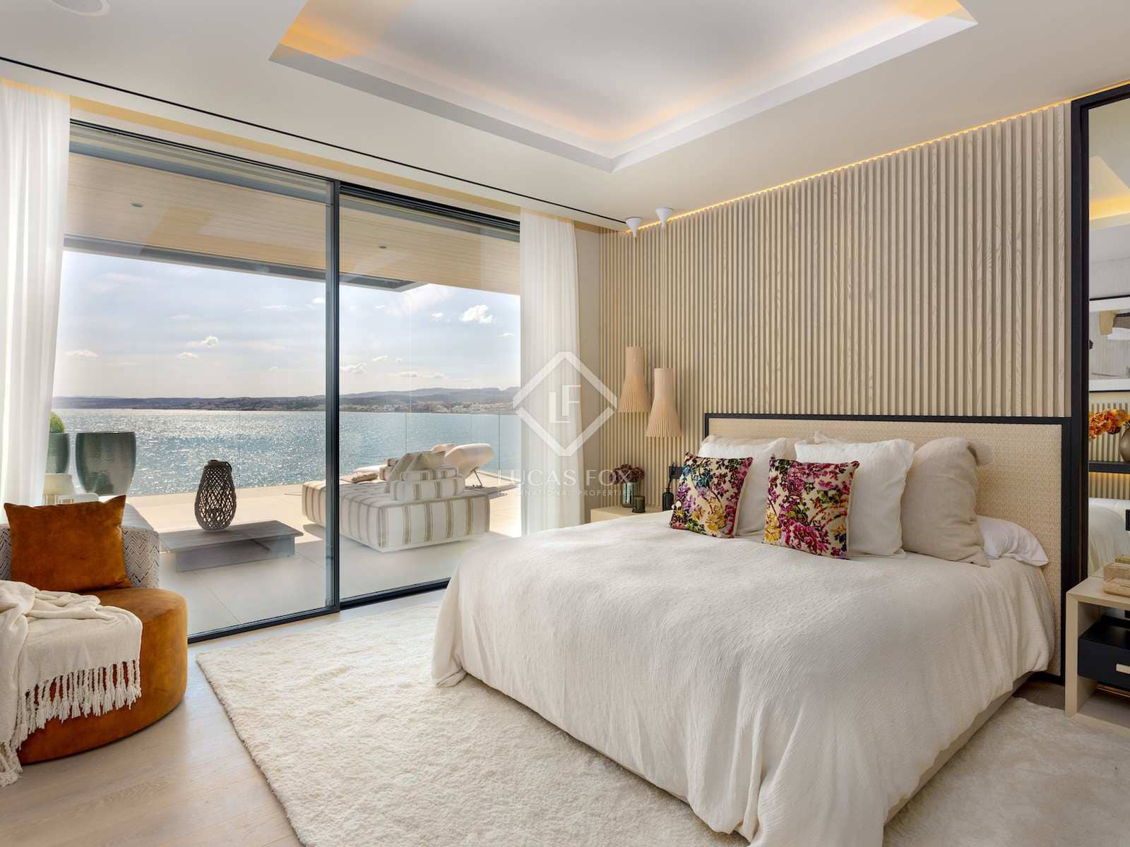 2 chambre Appartement à vendre à Estepona avec piscine garage - 2 490 000 € (Ref: 8086082)