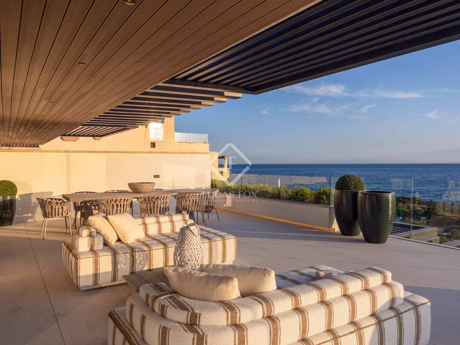 2 chambre Appartement à vendre à Estepona avec piscine garage - 2 490 000 € (Ref: 8086082)