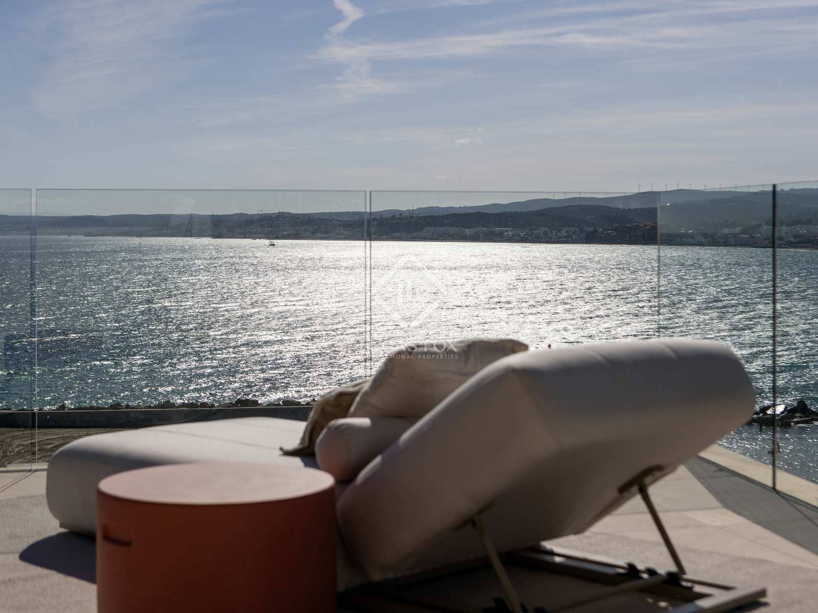 2 chambre Appartement à vendre à Estepona avec piscine garage - 2 490 000 € (Ref: 8086082)