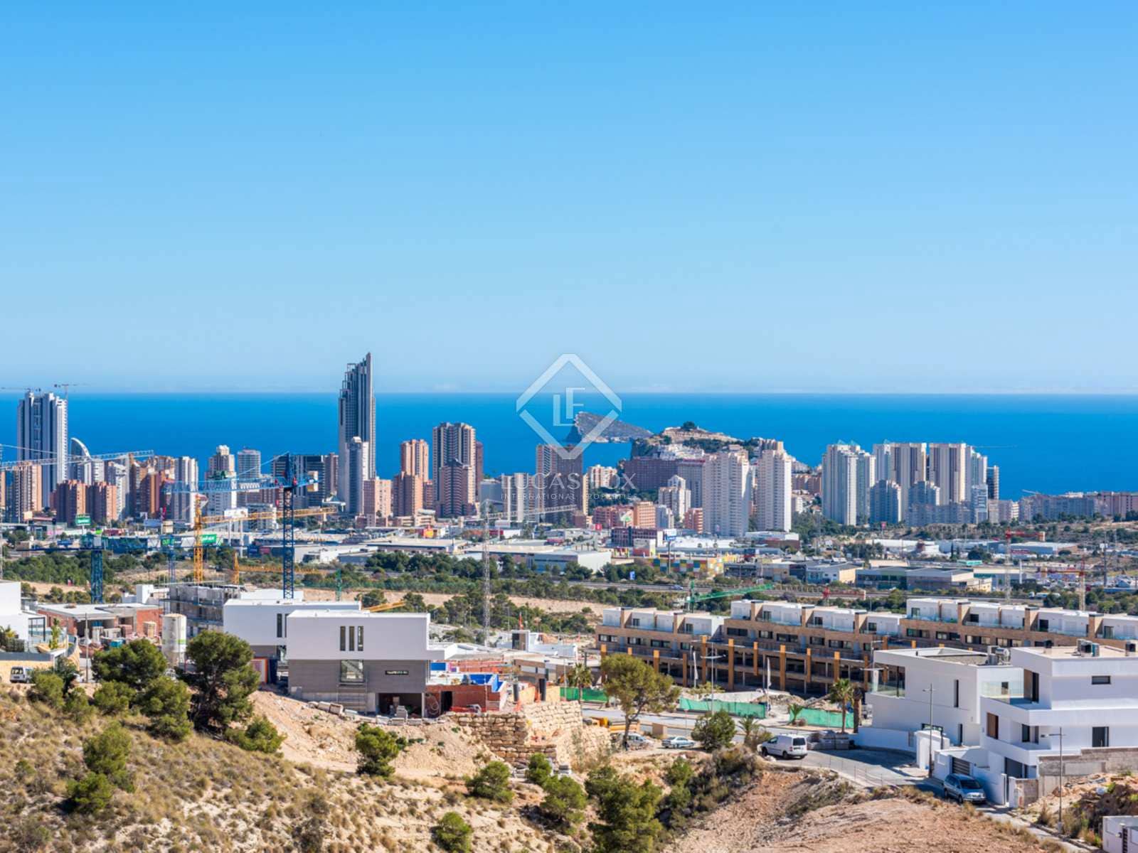 3 bedroom Villa for sale in Finestrat with pool garage - € 995,000 (Ref: 8092491)