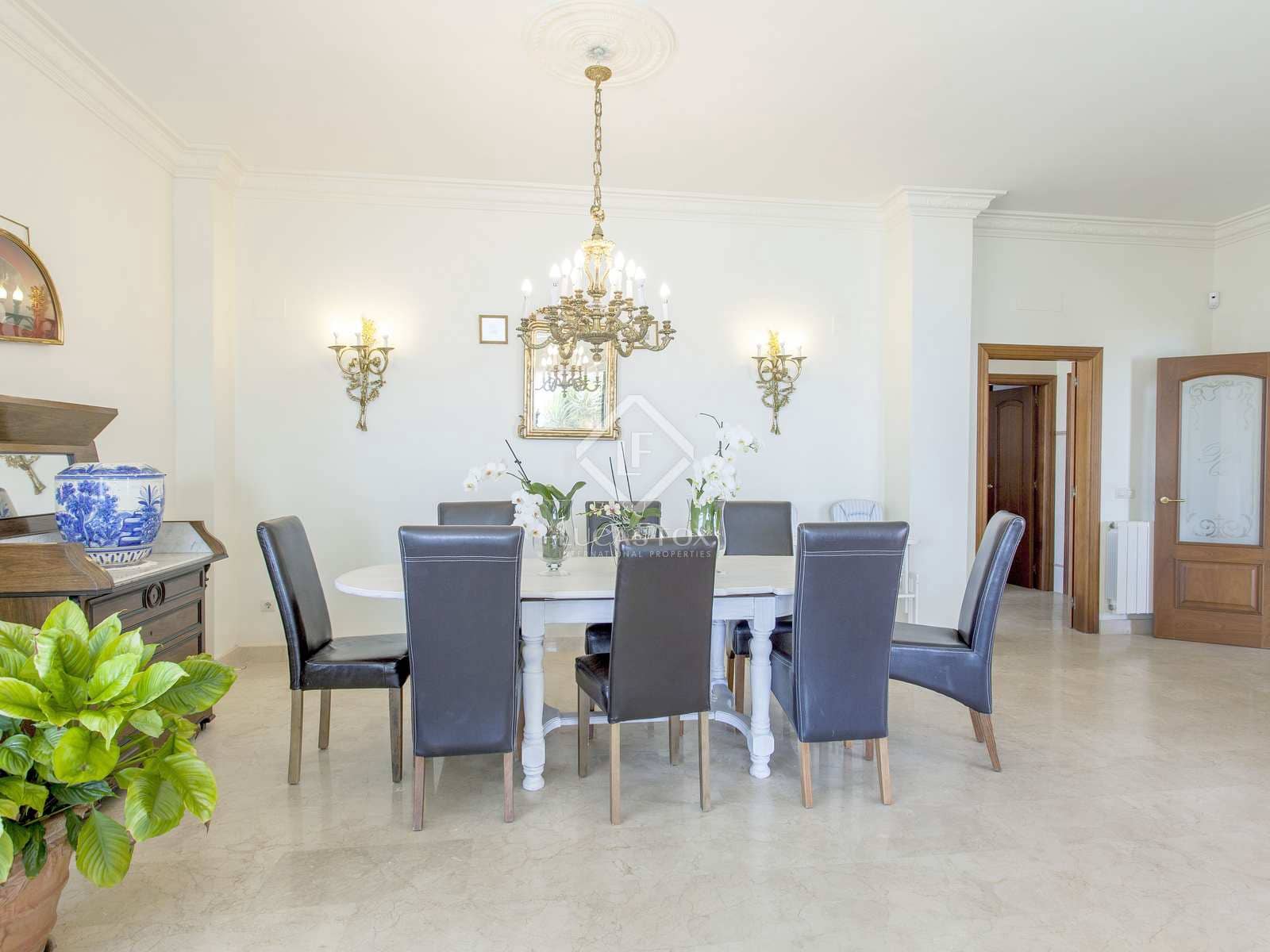 6 soverom Villa til salgs i Cullera med svømmebasseng garasje - € 1 850 000 (Ref: 8092500)