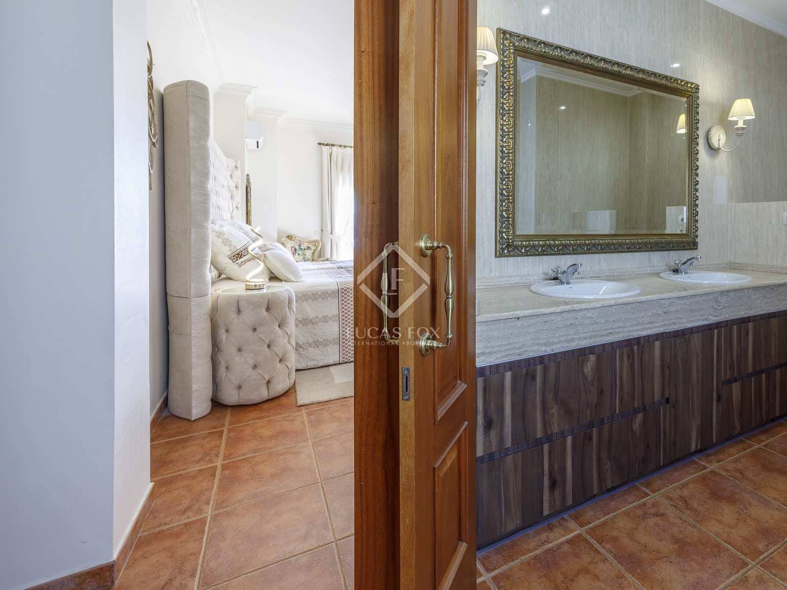 6 soverom Villa til salgs i Cullera med svømmebasseng garasje - € 1 850 000 (Ref: 8092500)